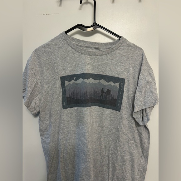 🍁Zyia Active Graphic Tee - Picture 3 of 9